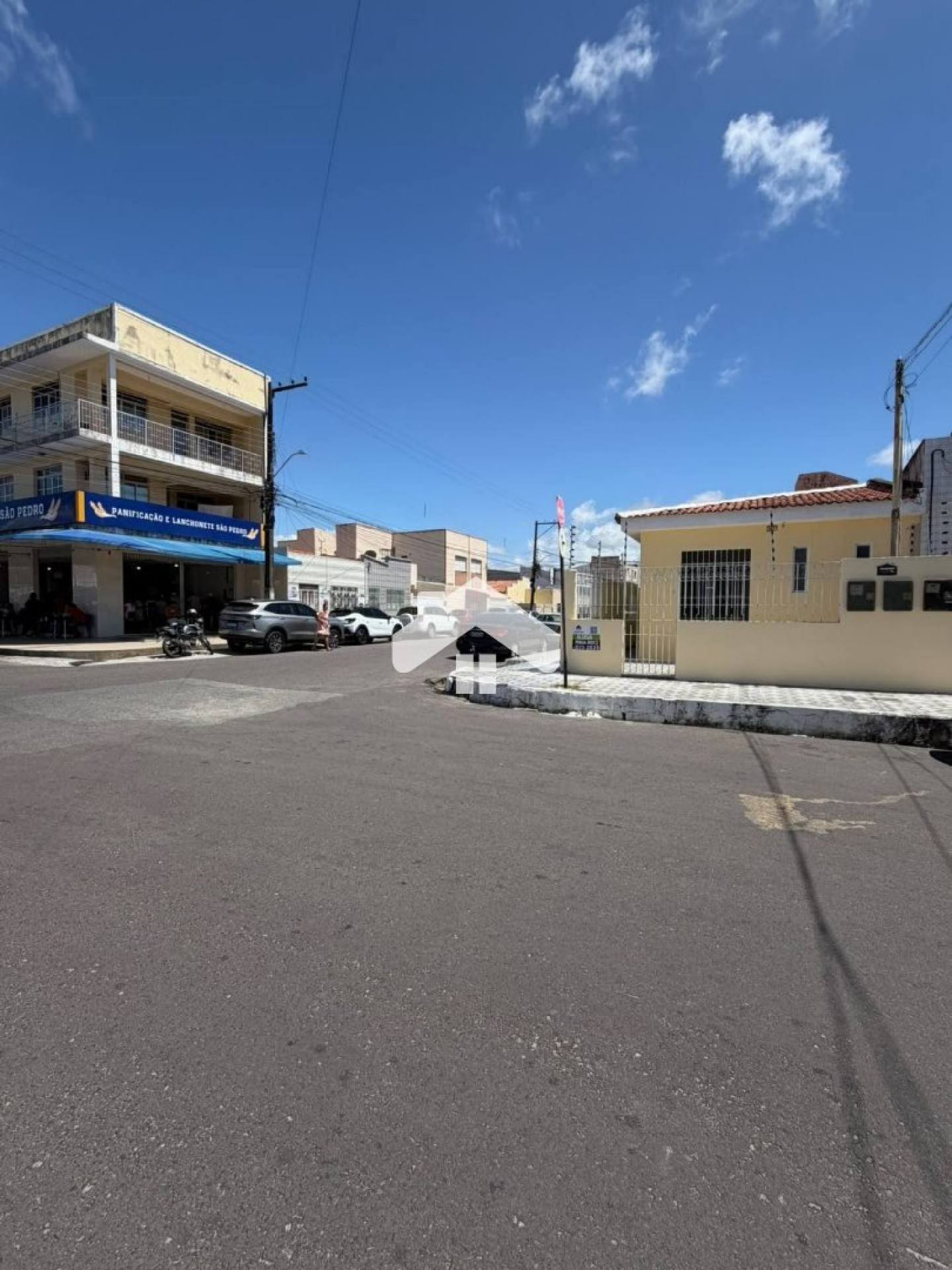 Casa comercial com excelente localização (esquina) - Siqueira Campos