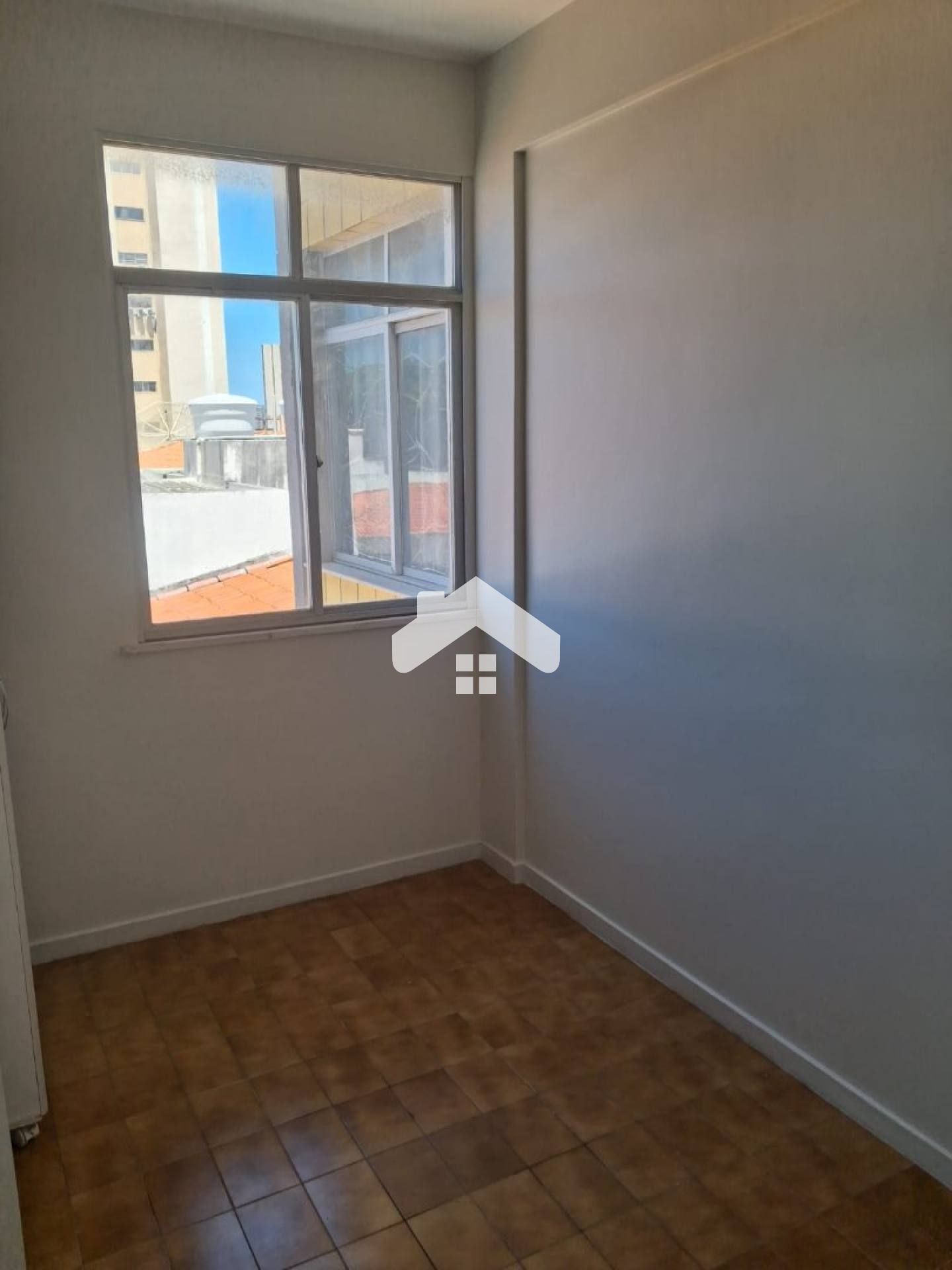 Apartamento Para Vender com 3 quartos 1 suíte no bairro Suíssa em Aracaju