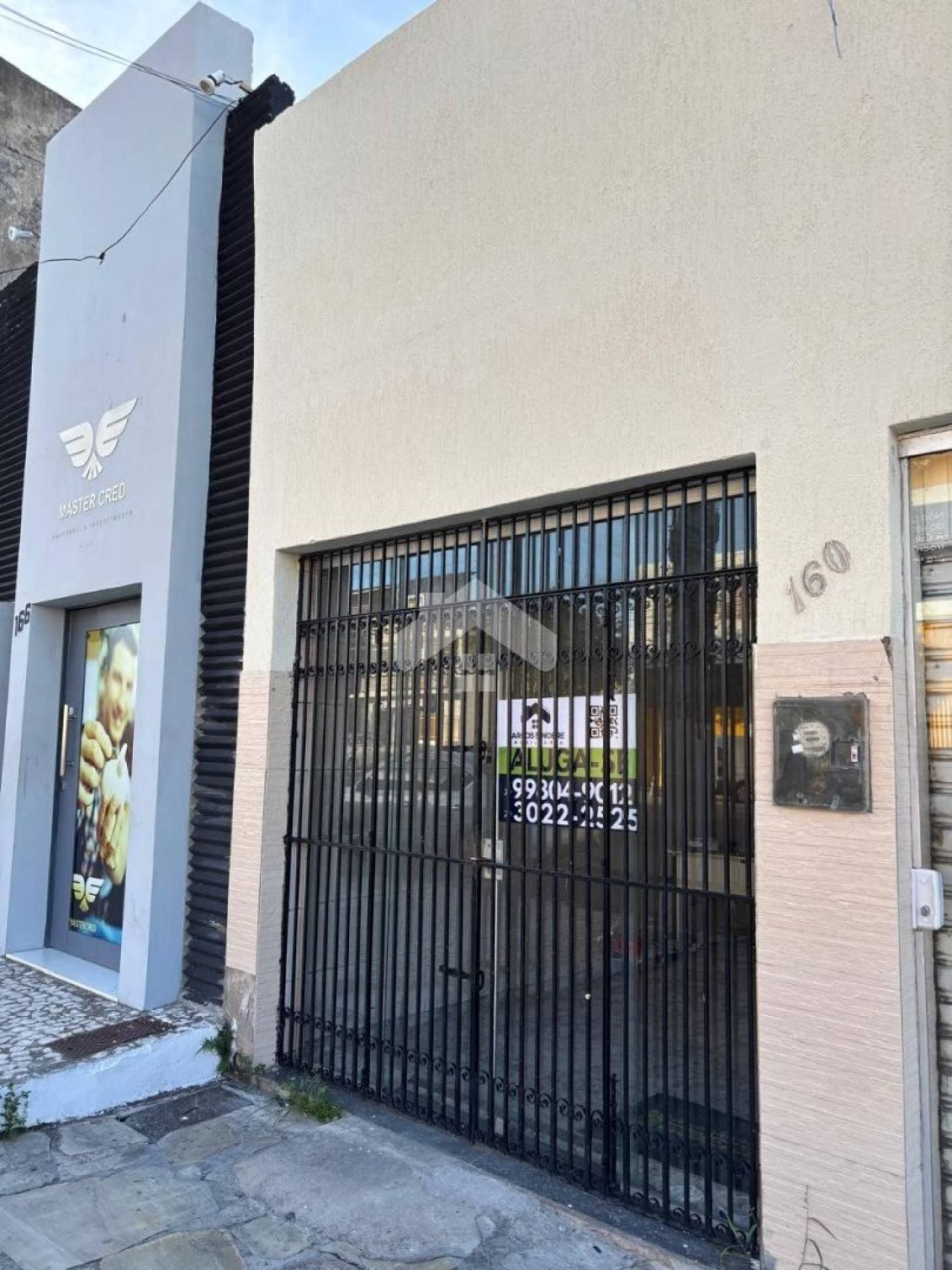 Casa Para Vender com 3 quartos 2 suítes + Ponto Comercial no bairro São José em Aracaju