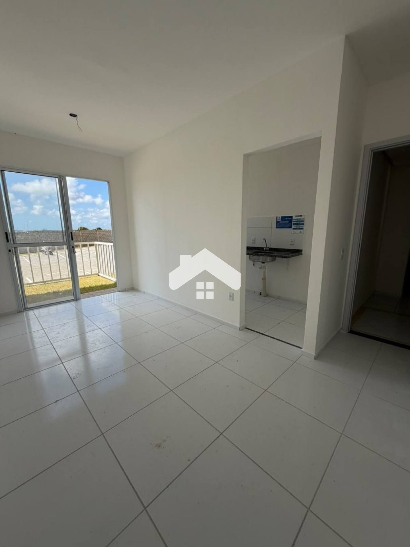 Apartamento no Mirante Mais Viver, 2/4, 1 banheiro, 1 vaga (Cond. Incluso) - Soledade