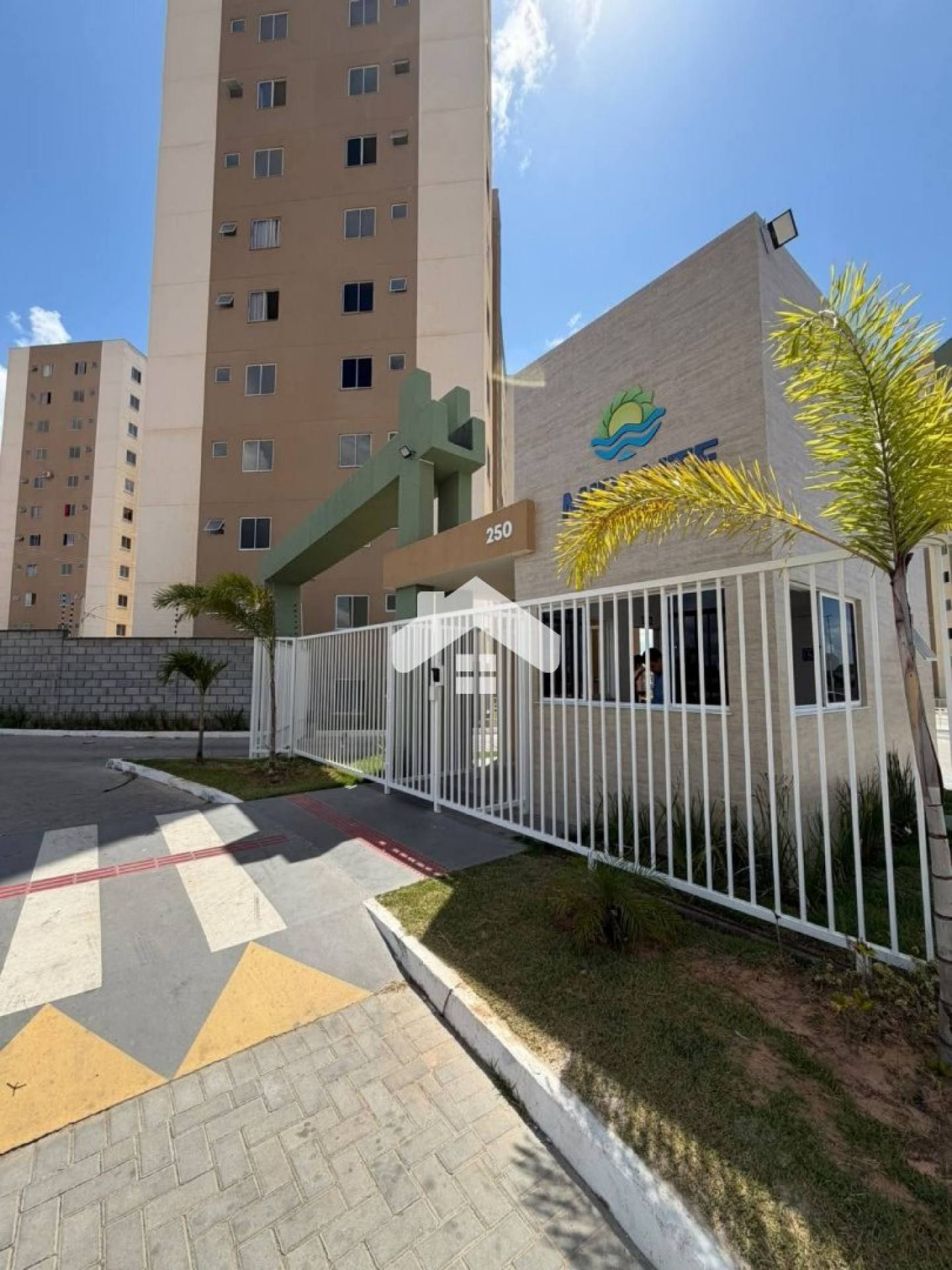 Apartamento no Mirante Mais Viver, 2/4, 1 banheiro, 1 vaga (Cond. Incluso) - Soledade