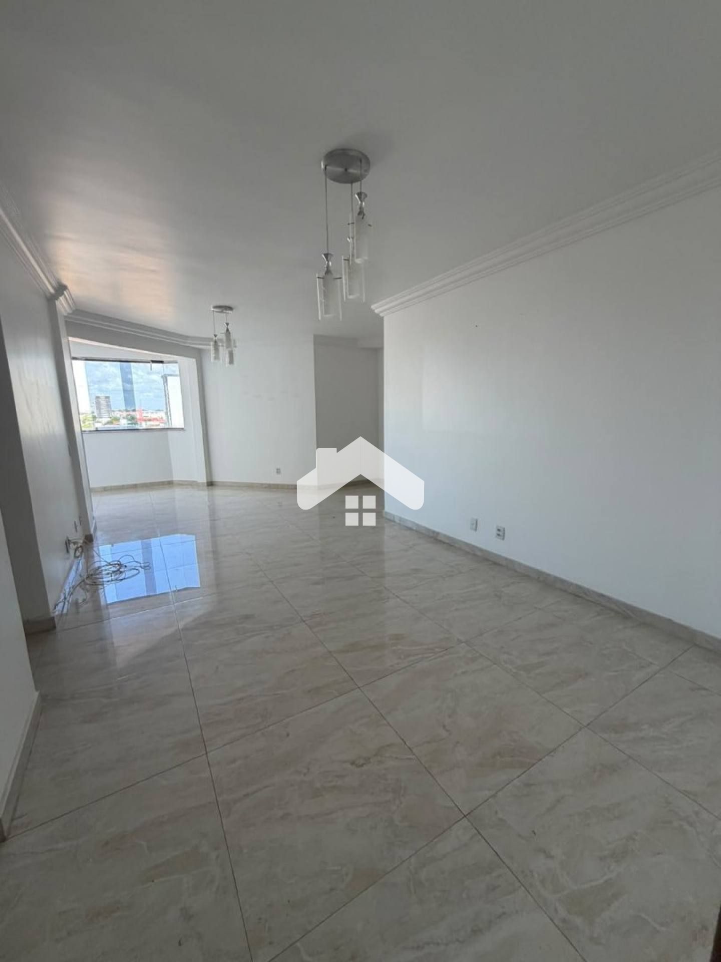 Apartamento no Ed. Saveiro, 3/4, 1 suíte, 1 vaga (Cond. Incluso) - São José
