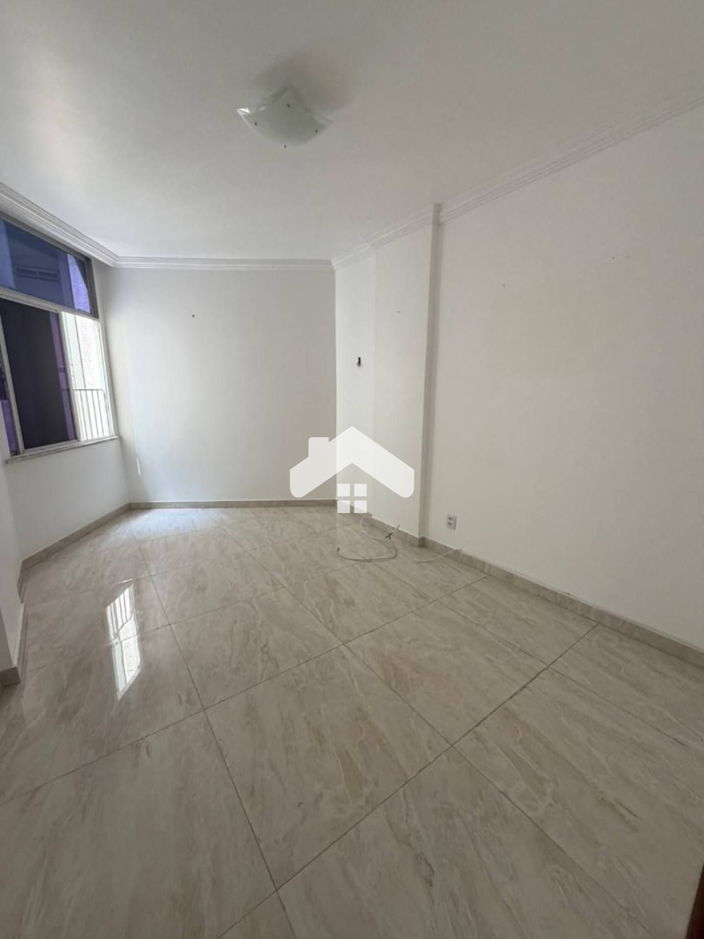 Apartamento no Ed. Saveiro, 3/4, 1 suíte, 1 vaga (Cond. Incluso) - São José