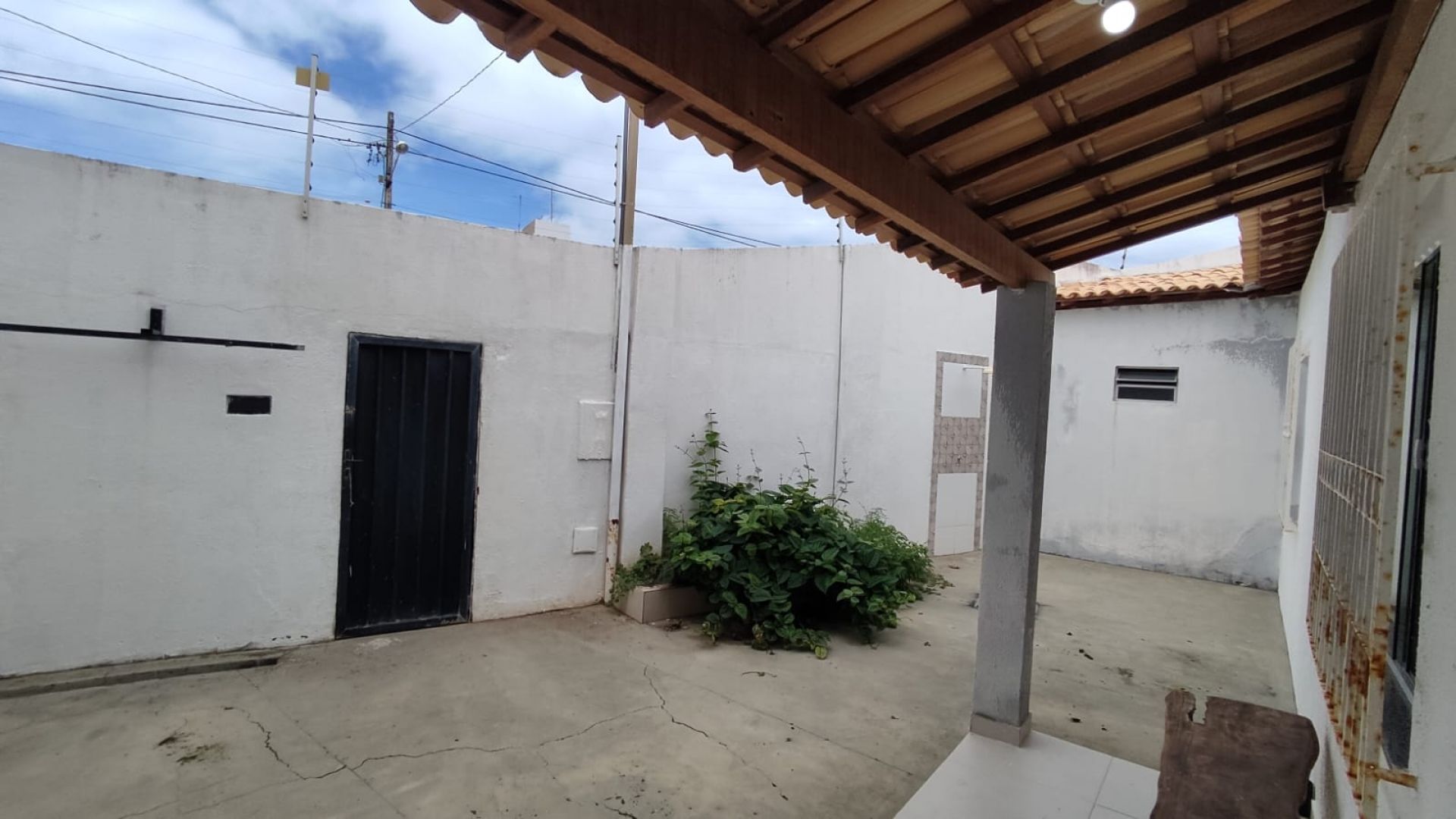 Casa Para Vender com 3 quartos 1 suítes no bairro Atalaia em Aracaju