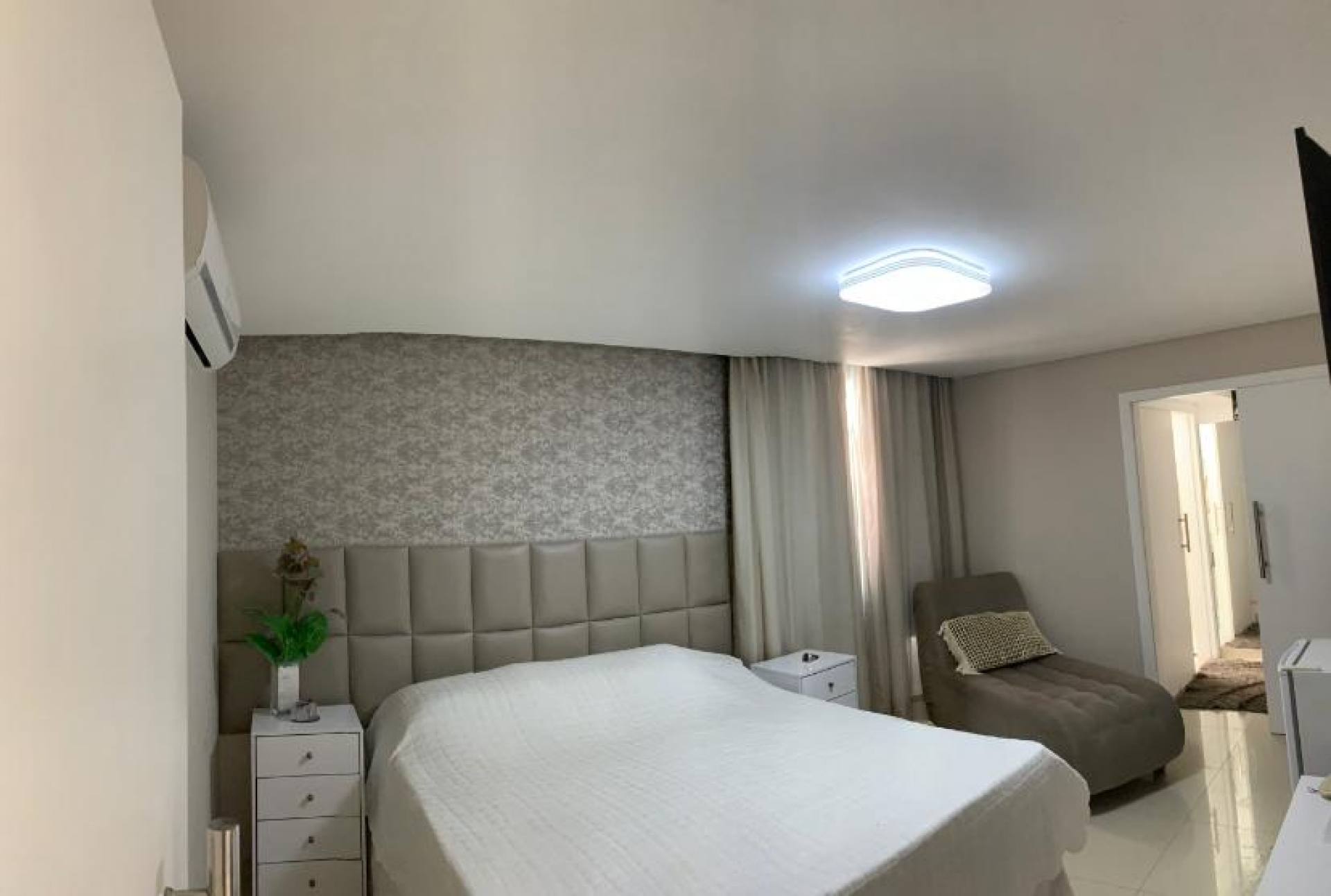 Casa de Condomínio Para Vender com 5 quartos 4 suítes no bairro Aruana em Aracaju | Condomínio Rota do Sol - Aracaju/SE