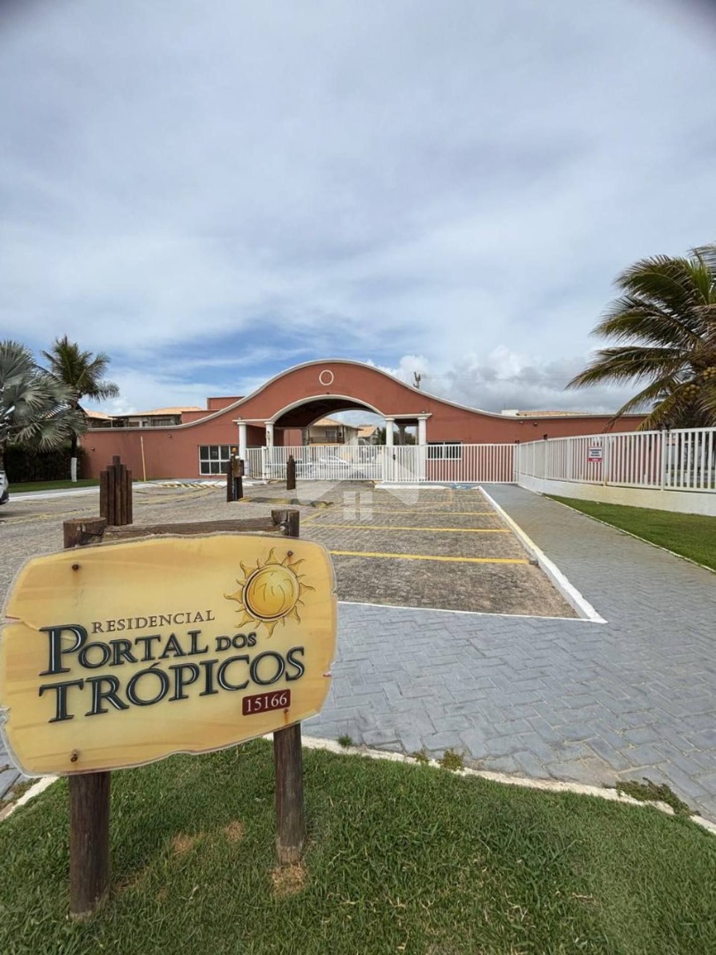 Casa de Condomínio Portal dos Trópicos Para Vender com 3 quartos 1 suítes no bairro Mosqueiro em Aracaju