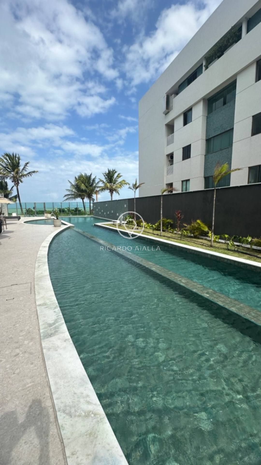 Apartamento - Pé na areia - Ponta de Campina