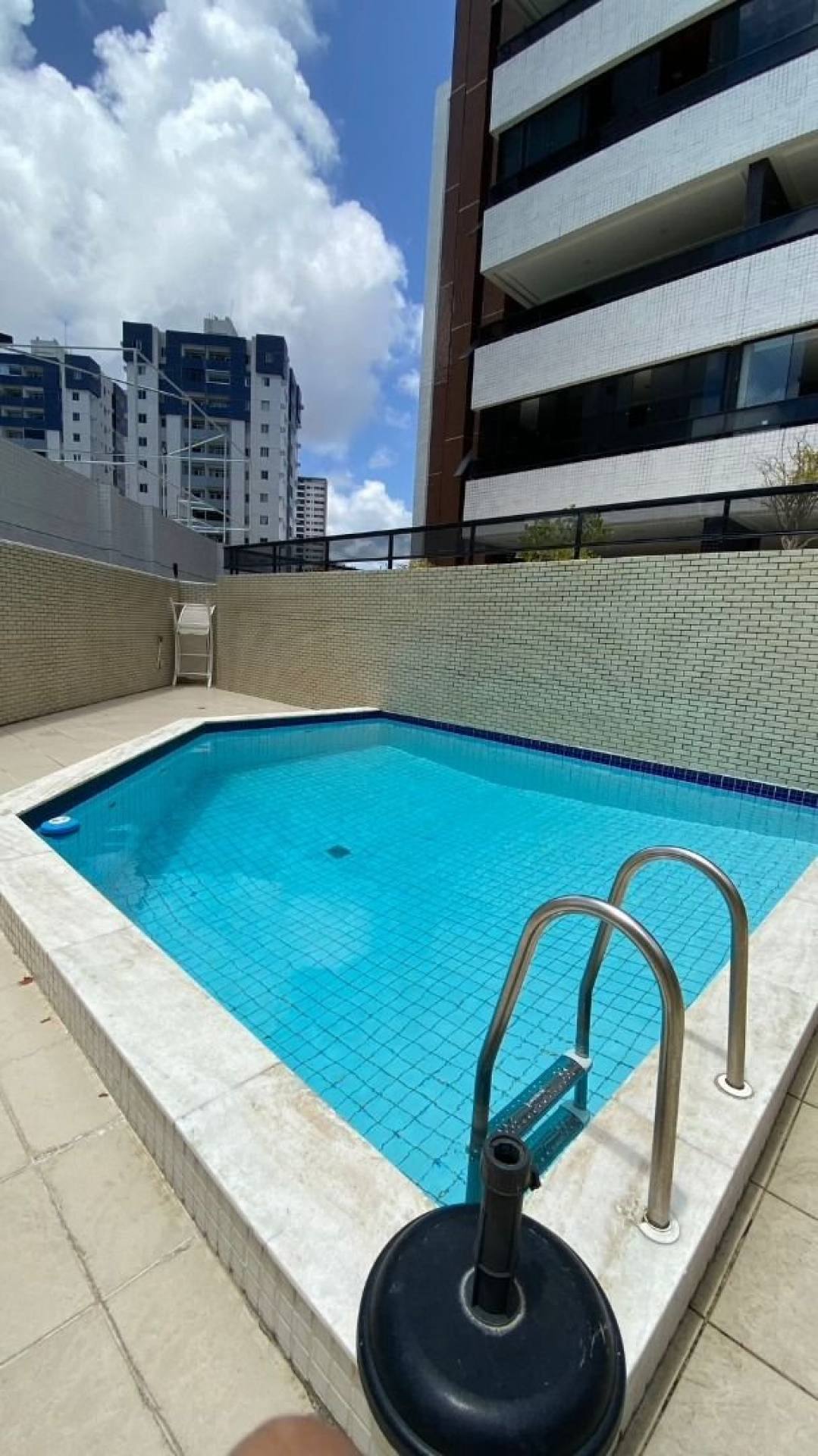 Apartamento com varanda/sacada gourmet com vista para o mar a 450m da praia no Jardim Oceania