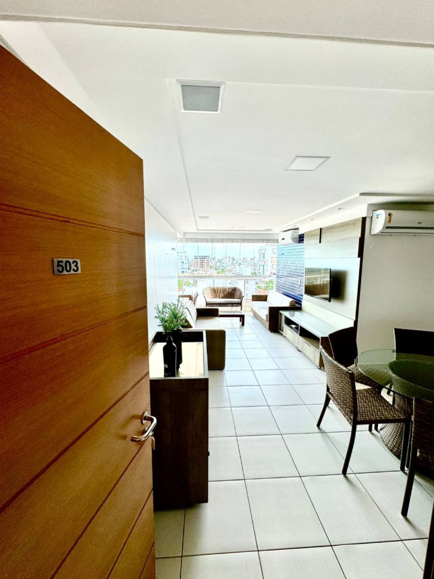 Apartamento Porteira Fechada em Camboinha