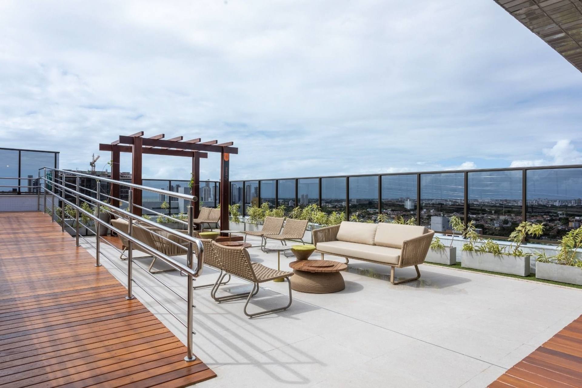 Apartamentos estilo Flat com área de lazer em Tambauzinho
