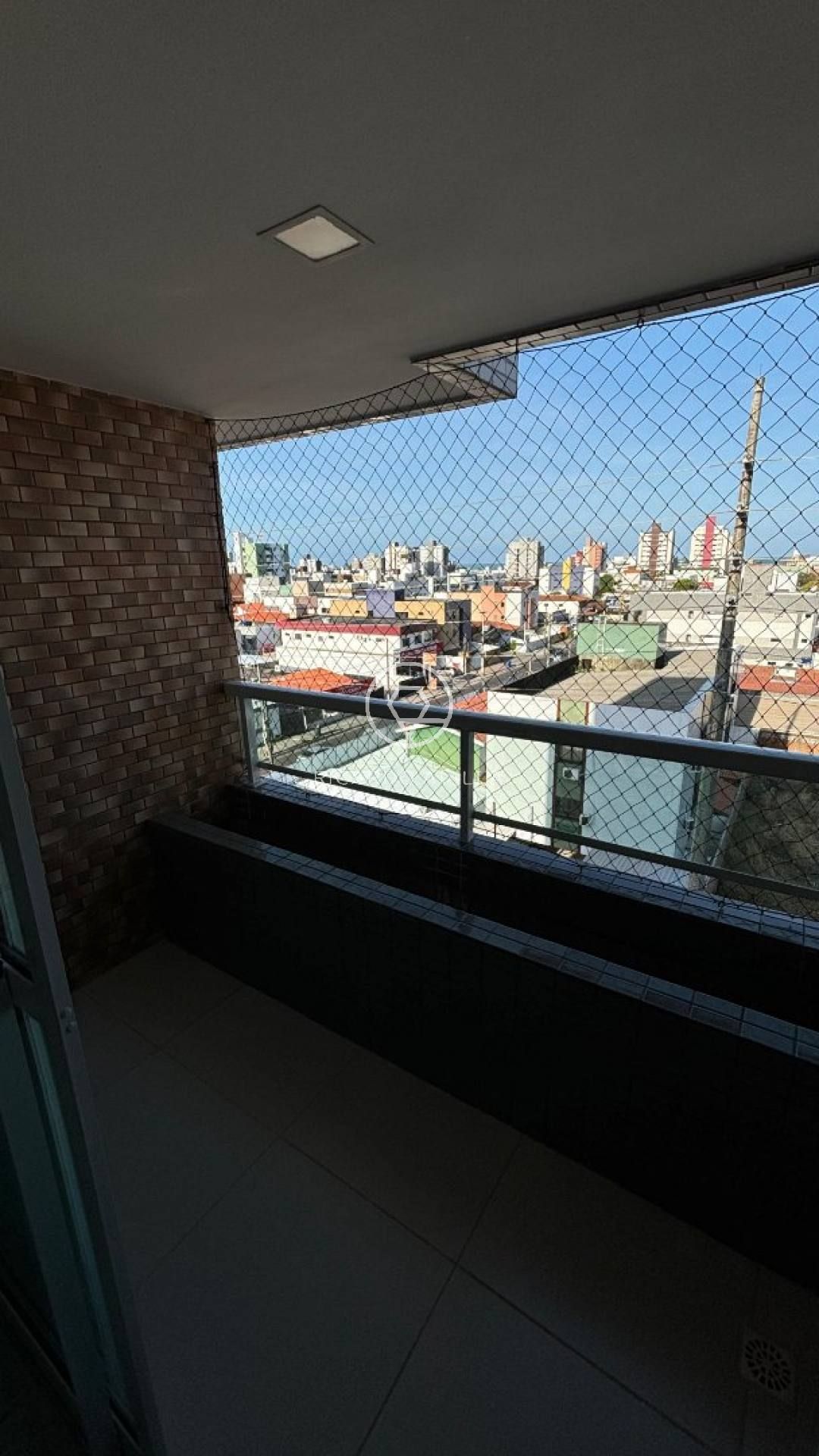 Apartamento no Bessa - próximo à Praça do Caju