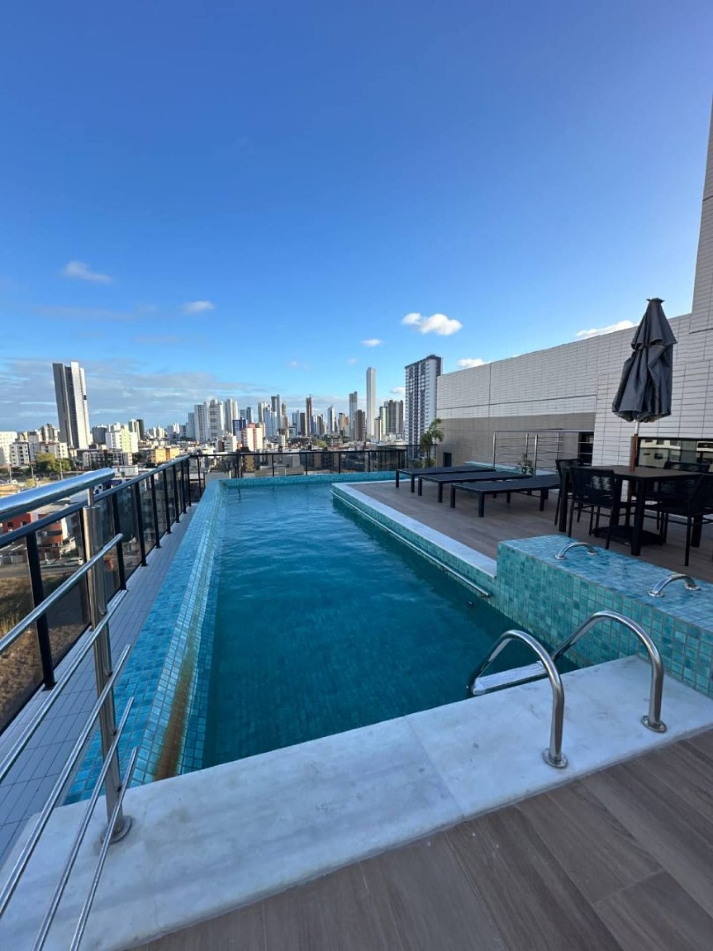 Apartamento no Jardim Oceania a 500 metros da praia