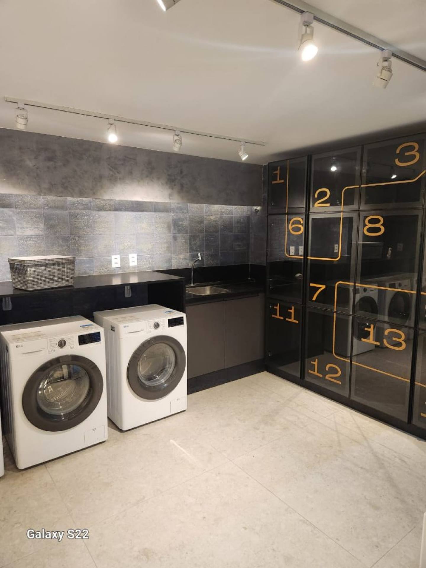 Apartamento pé na areia no Jardim Oceania