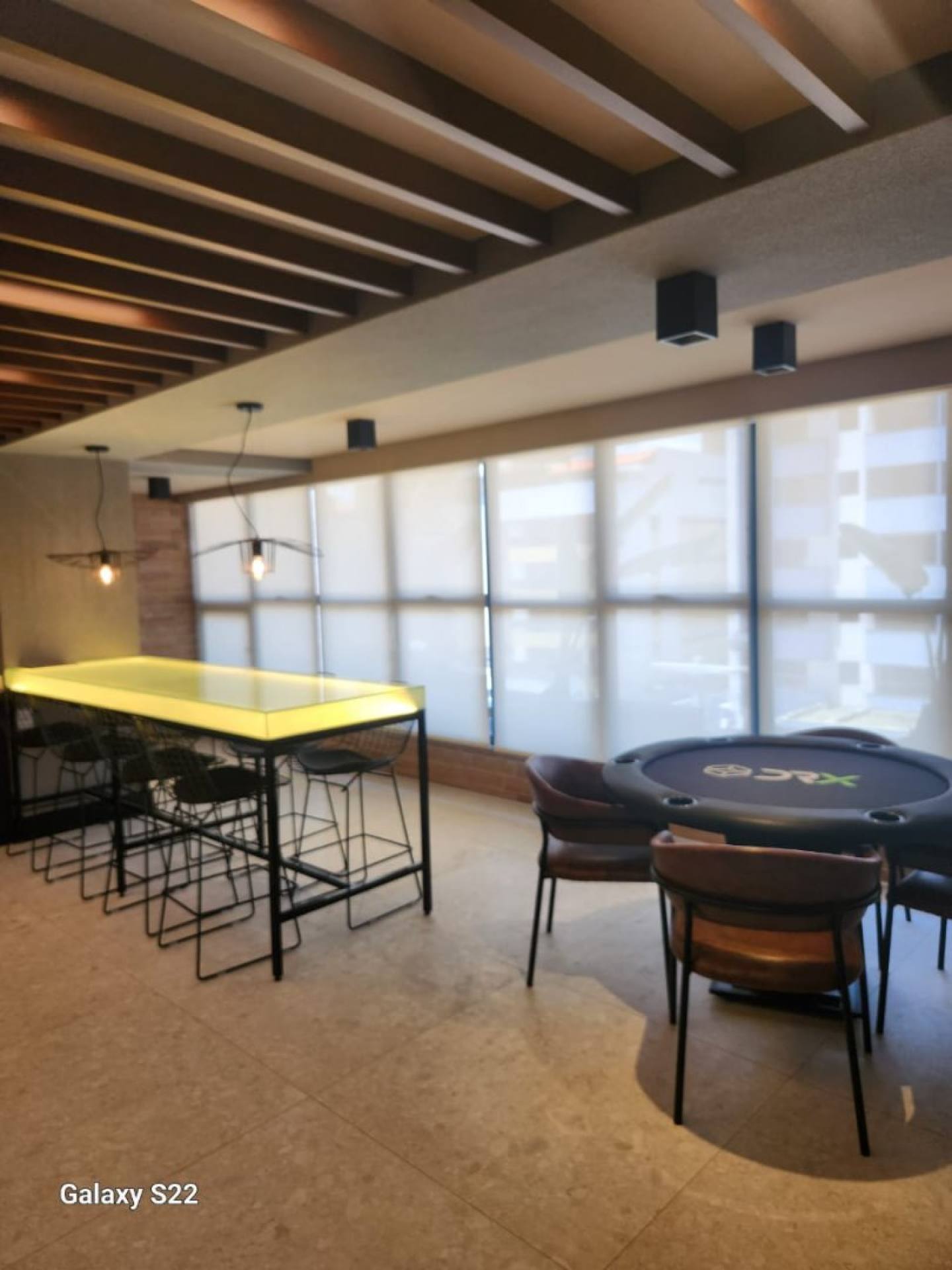 Apartamento pé na areia no Jardim Oceania