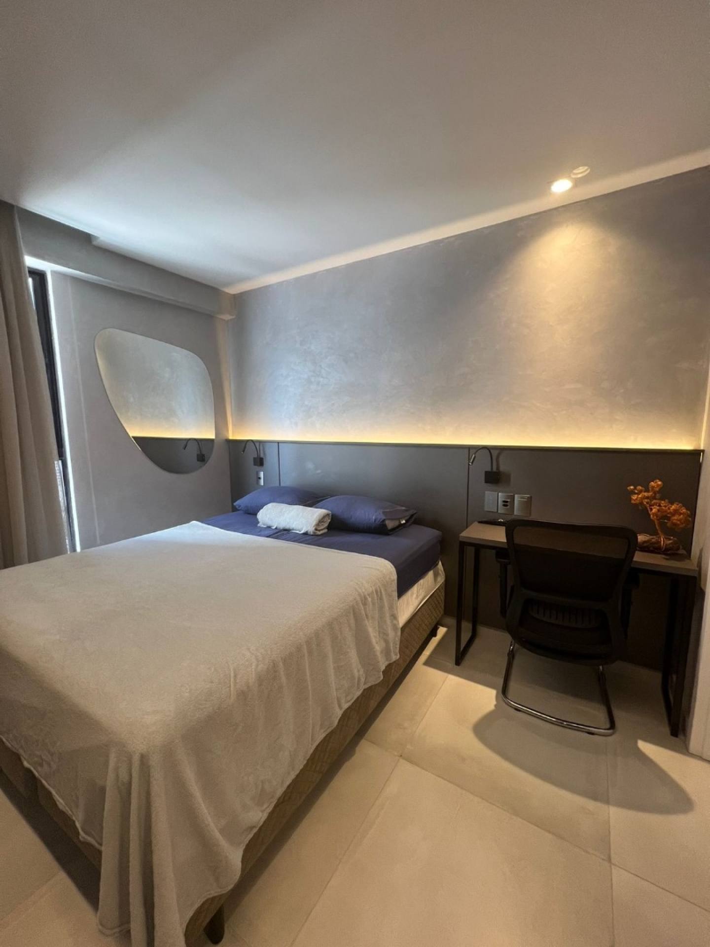 Flat Mobiliado a 100m da praia de intermares