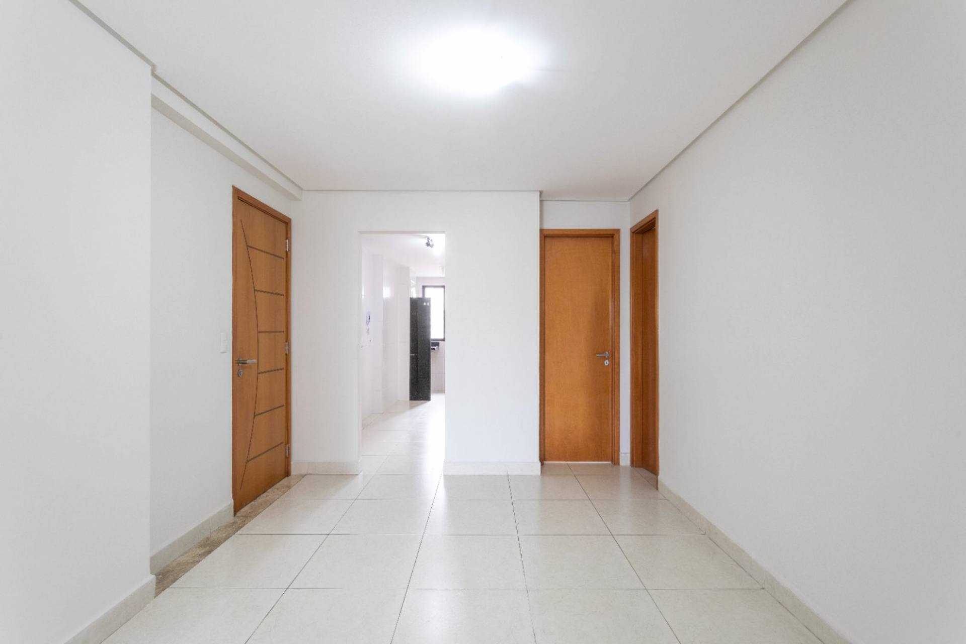 Apartamento no Brisamar - 3 quartos - R$650mil