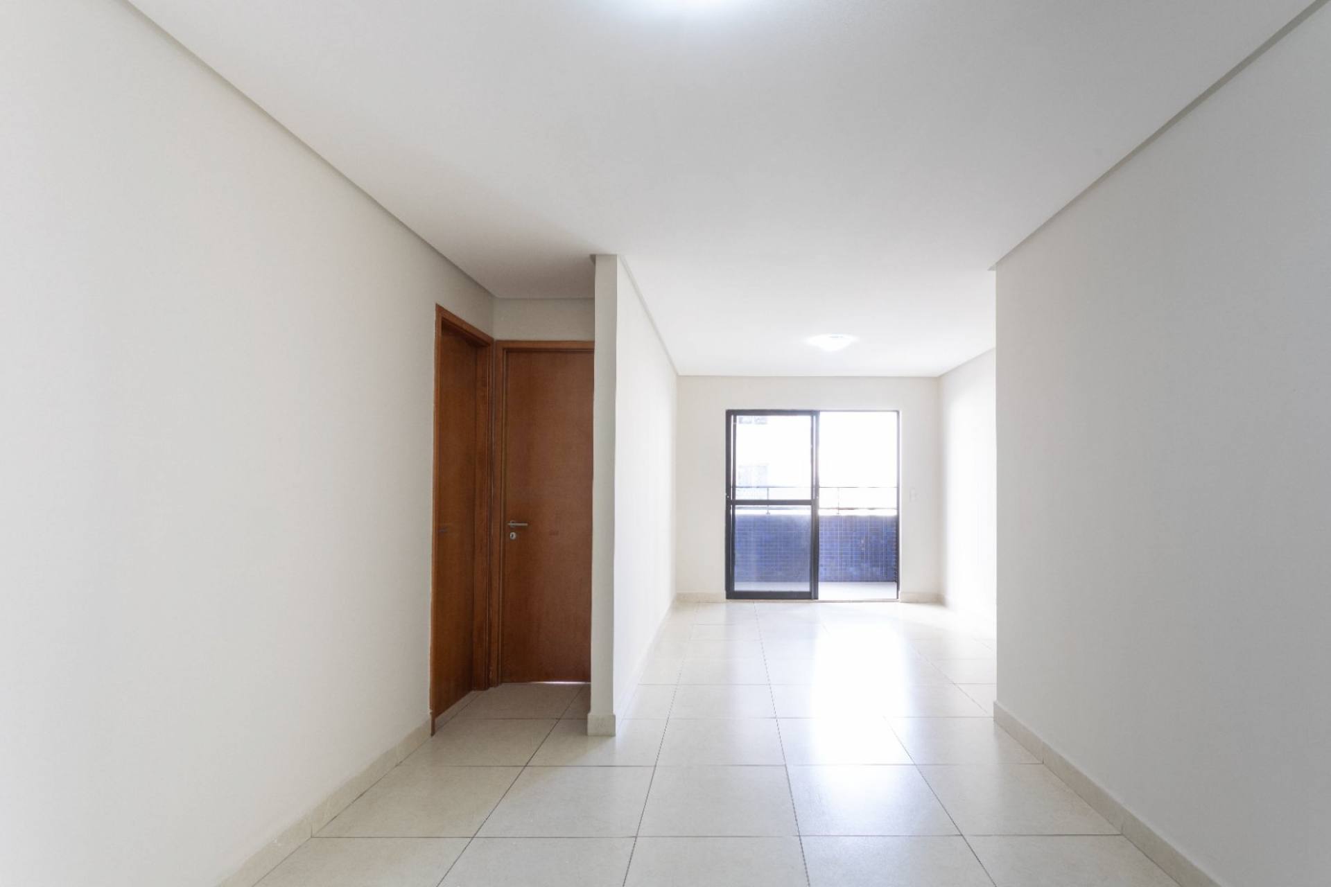 Apartamento no Brisamar - 3 quartos - R$650mil
