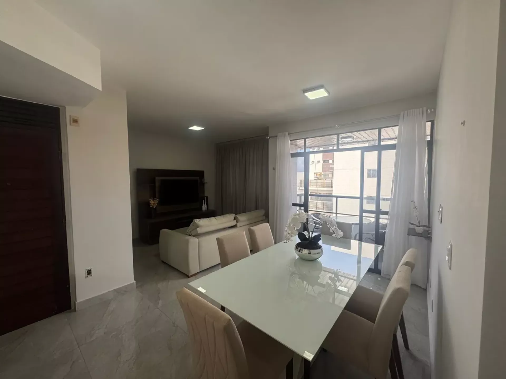 Apartamento - 3 quartos - Ponta de Campina - 580.000