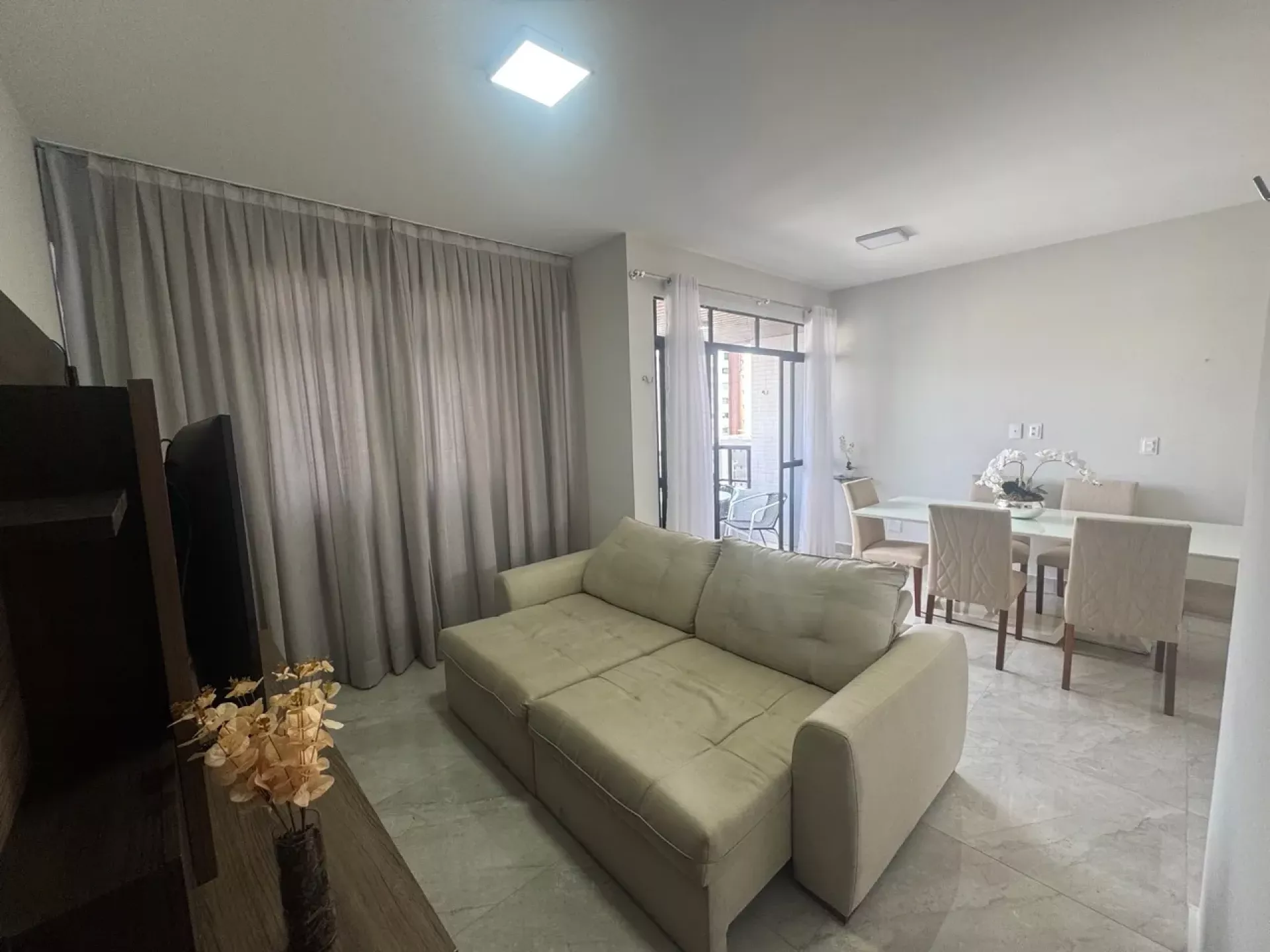 Apartamento - 3 quartos - Ponta de Campina - 580.000