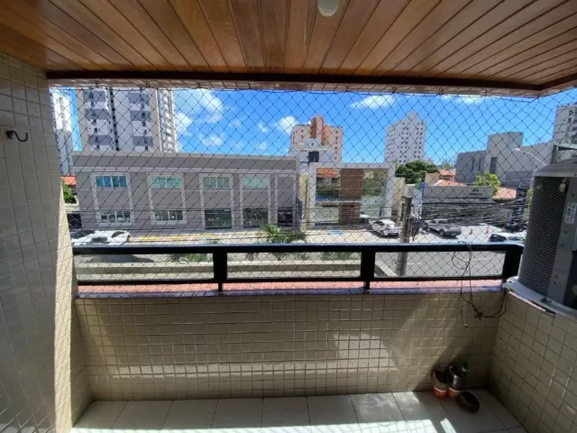 Apartamento com 3 Dormitórios,  3 Suites,  2 Vagas e com 120M² em Manaíra por R$ 550.000