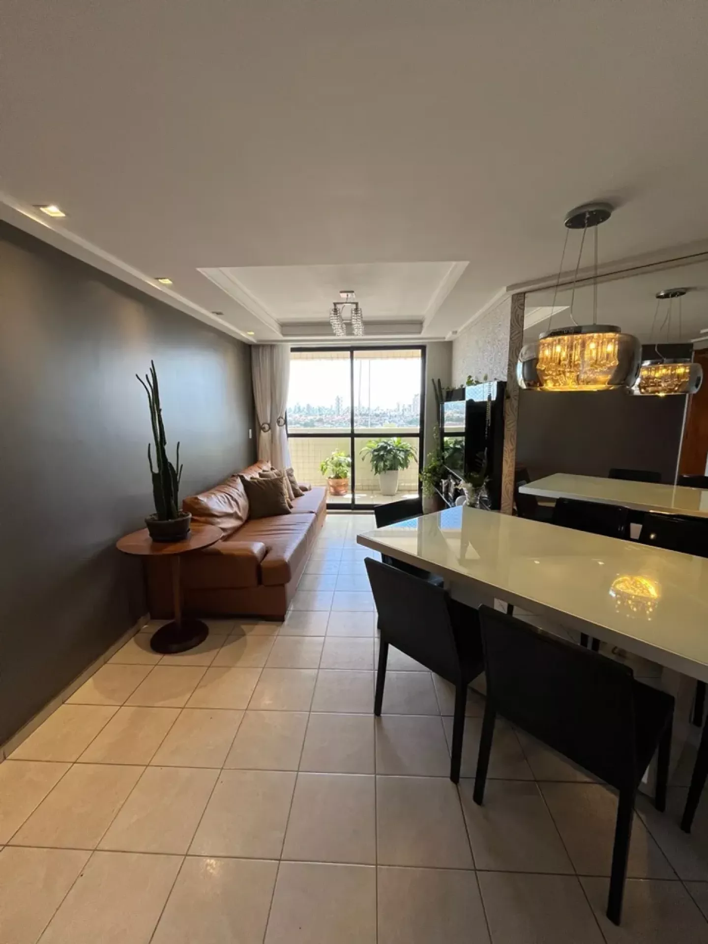 Apartamento com 3 Dormitórios,  1 Suite,  2 Vagas e com 79M² em Treze de Maio por R$ 420.000