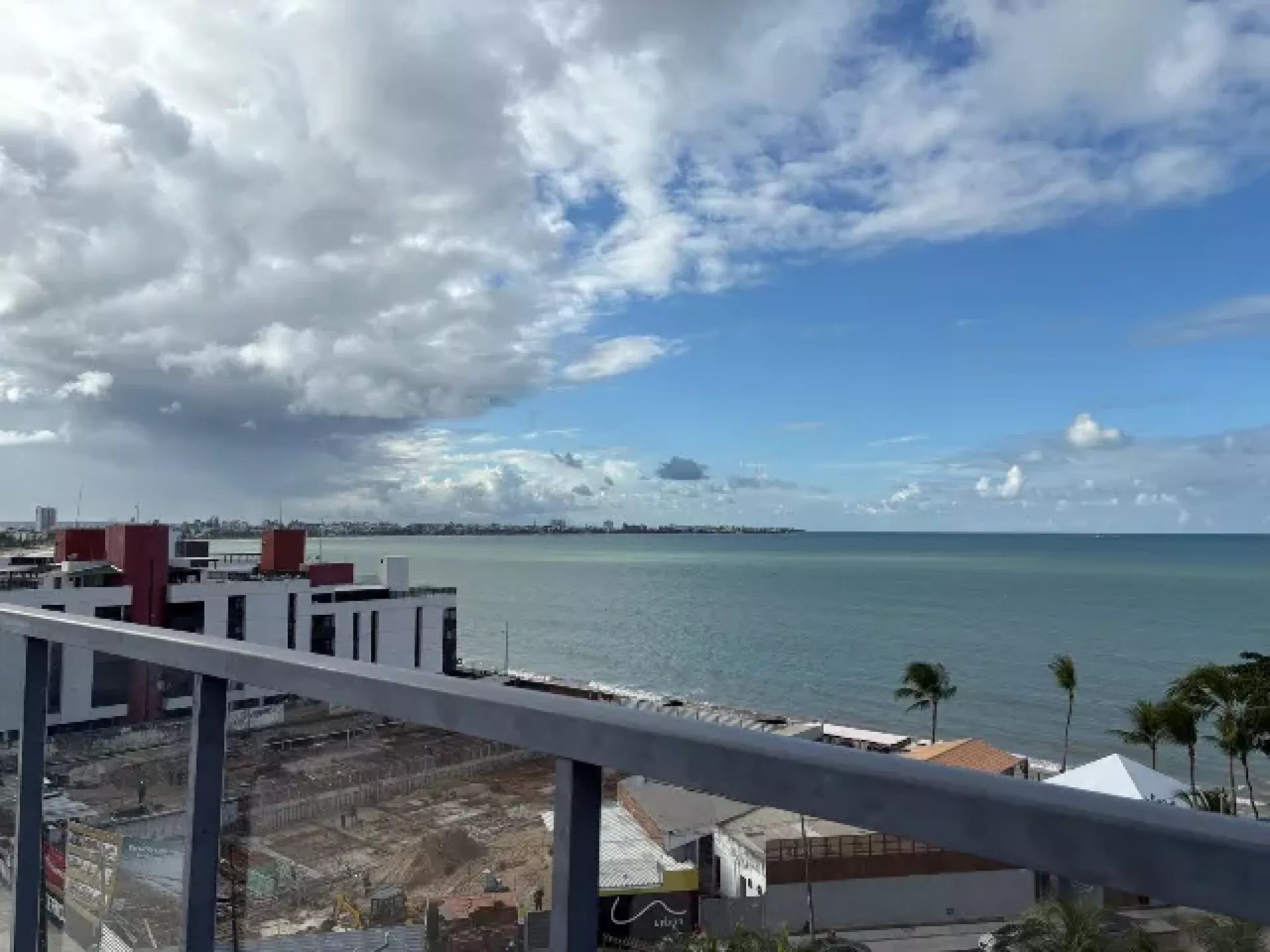 Flat beira mar do Bessa