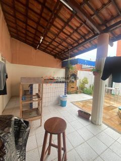 Casa Para Vender com 3 quartos 3 suítes no bairro Cambeba em Fortaleza
