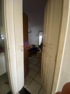 Casa Para Vender com 3 quartos 3 suítes no bairro Cambeba em Fortaleza