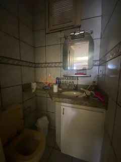 Casa Para Vender com 3 quartos 3 suítes no bairro Cambeba em Fortaleza