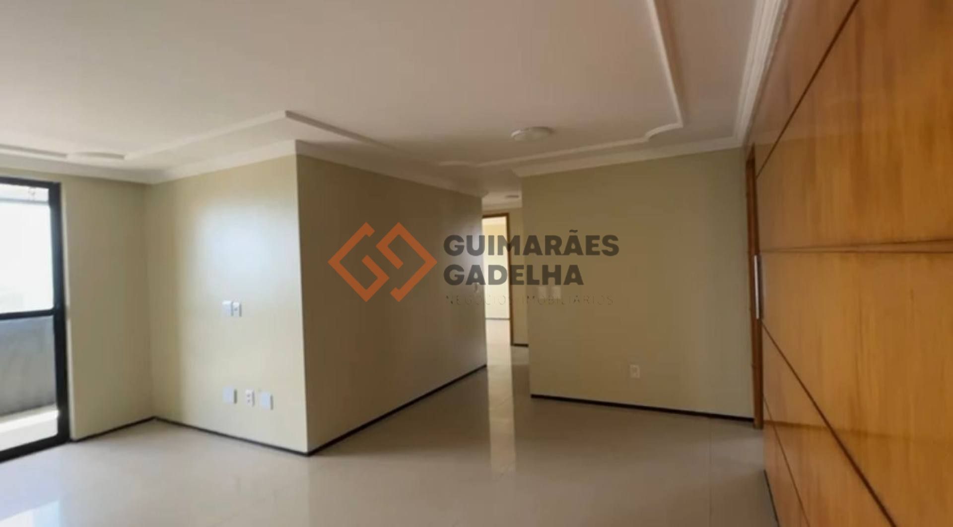 vendo apartamento de 105m²  com dois quartos