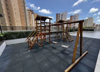 Apartamento Para Vender com 2 quartos no bairro Meireles em Fortaleza