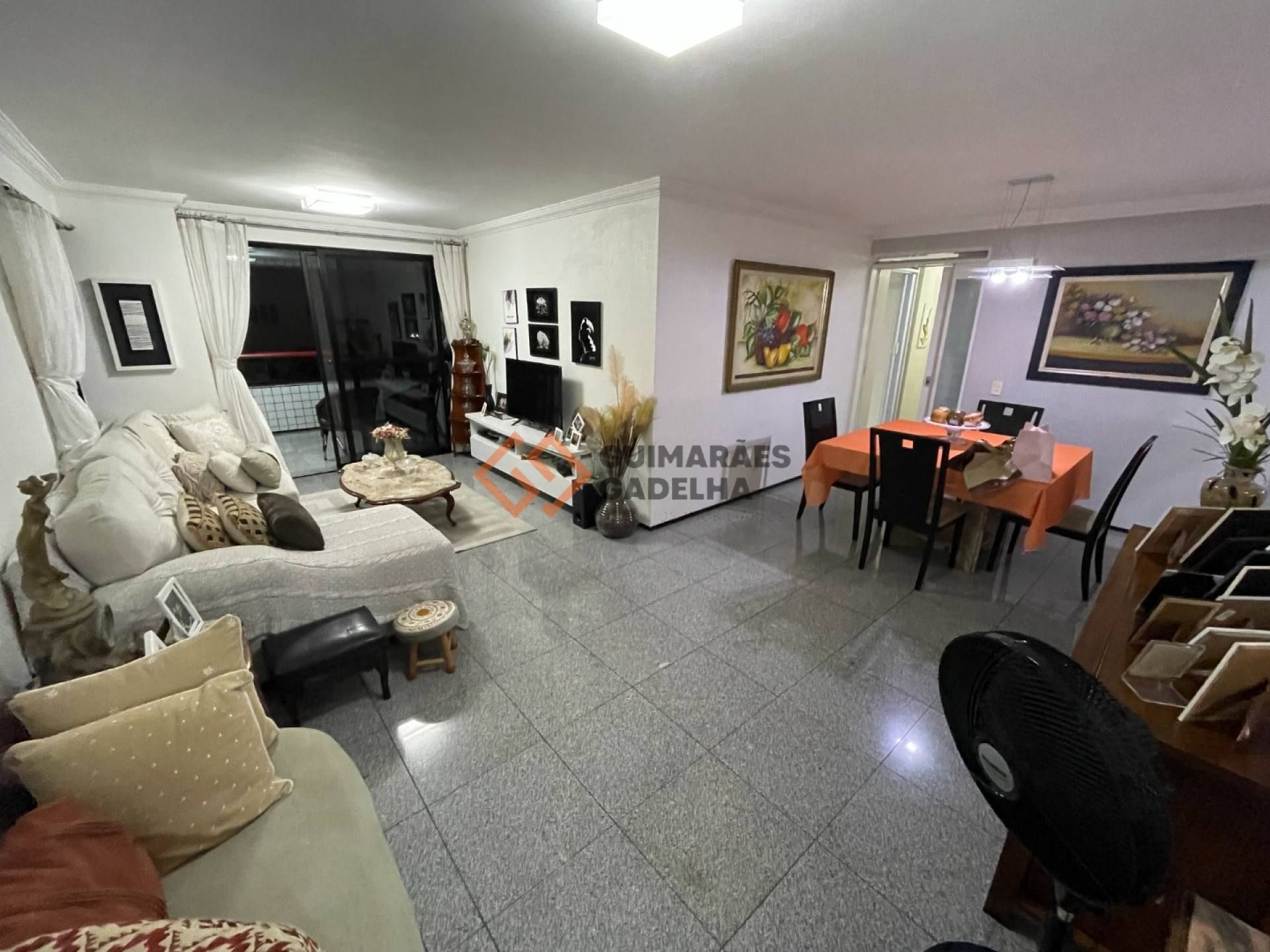 Apartamento Para Vender com 3 quartos 2 suítes no bairro Meireles em Fortaleza