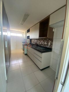 Apartamento Para Vender com 3 quartos 1 suítes em Aquiraz