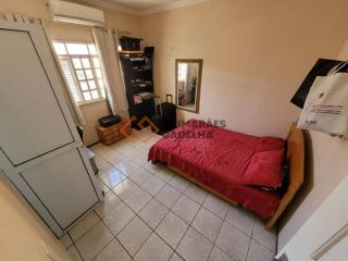 Excelente oportunidade! Casa ampla com 4 quartos (3 suítes) no José Walter.