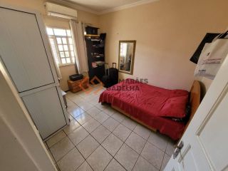 Excelente oportunidade! Casa ampla com 4 quartos (3 suítes) no José Walter.