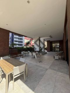 Apartamento Para Vender com 3 quartos 2 suítes no bairro Cocó em Fortaleza