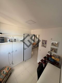 Apartamento Para Vender com 3 quartos 2 suítes no bairro Cocó em Fortaleza