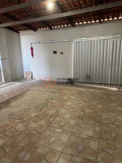 Casa Para Vender com 2 quartos 1 suítes no bairro Lagoa Redonda em Fortaleza