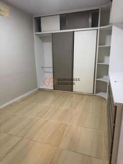 Casa Para Vender com 2 quartos 1 suítes no bairro Lagoa Redonda em Fortaleza