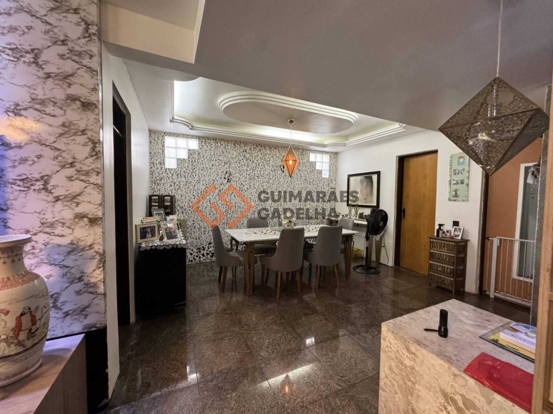 Casa em Condomínio Para Vender com 4 quartos 4 suítes no bairro Edson Queiroz em Fortaleza