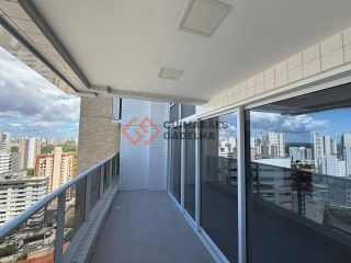 Apartamento Para Vender com 3 quartos 3 suítes no bairro Cocó em Fortaleza