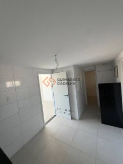 Apartamento Para Vender com 3 quartos 3 suítes no bairro Cocó em Fortaleza