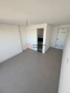 Apartamento Para Vender com 3 quartos 3 suítes no bairro Cocó em Fortaleza