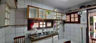 Casa Para Vender com 4 quartos 4 suítes no bairro Edson Queiroz em Fortaleza