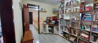 Casa Para Vender com 4 quartos 4 suítes no bairro Edson Queiroz em Fortaleza