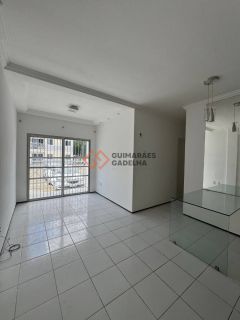 Apartamento Para Alugar com 3 quartos 1 suítes no bairro Jangurussu em Fortaleza