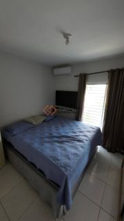 Oportunidade no Eusébio! Casa Duplex com Piscina por R$ 270 mil!