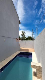 Oportunidade no Eusébio! Casa Duplex com Piscina por R$ 270 mil!