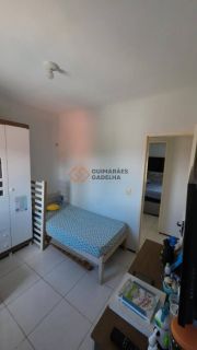Oportunidade no Eusébio! Casa Duplex com Piscina por R$ 270 mil!