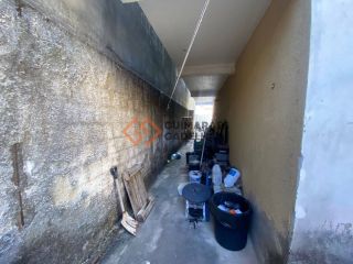 Casa Para Alugar com 3 quartos 3 suítes no bairro Pref. José Walter em Fortaleza